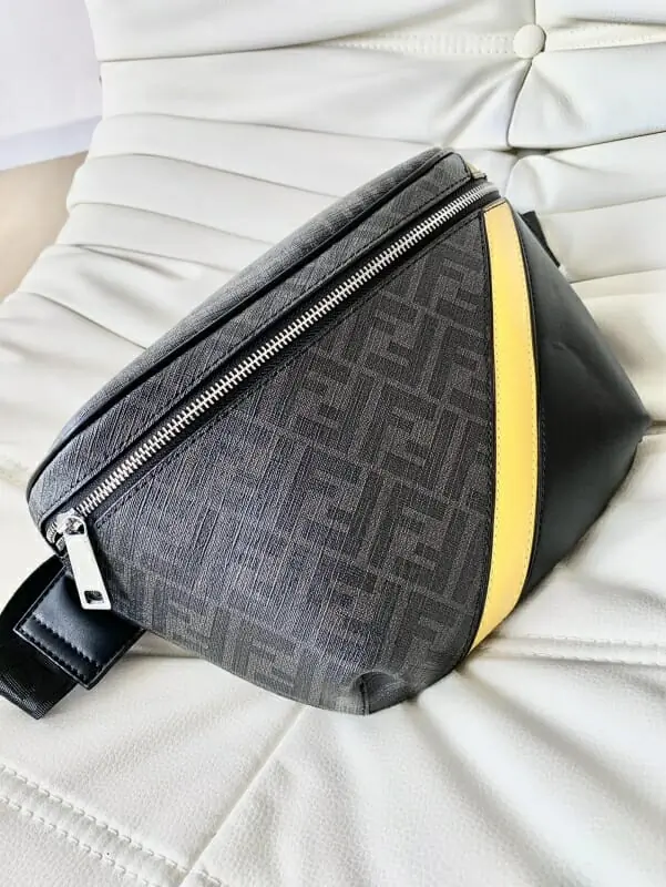 fendi aaa qualite sacs ceinture s_117ab422